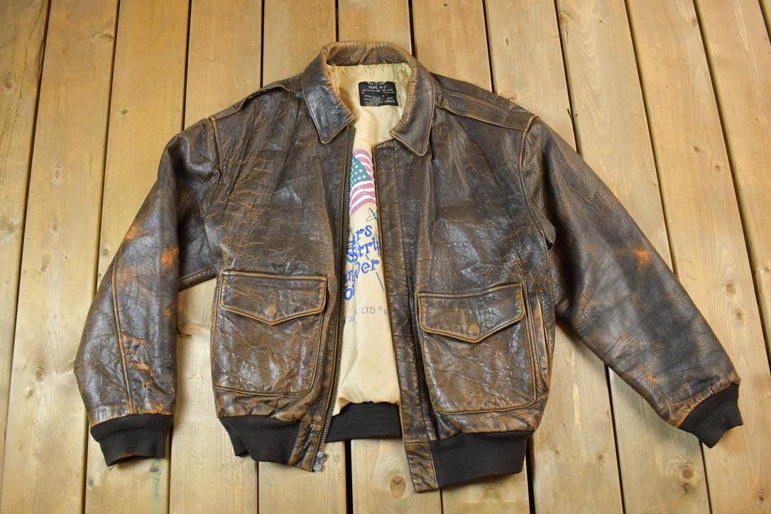 A-2 80's vintage leather flight 80s USA Made Golden Bear A-2 Leather Flight Jacket