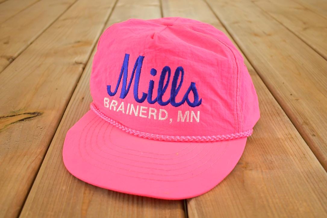 Vintage 1980s Mills Brainerd Minnesota Snapback Rope Trucker Hat /