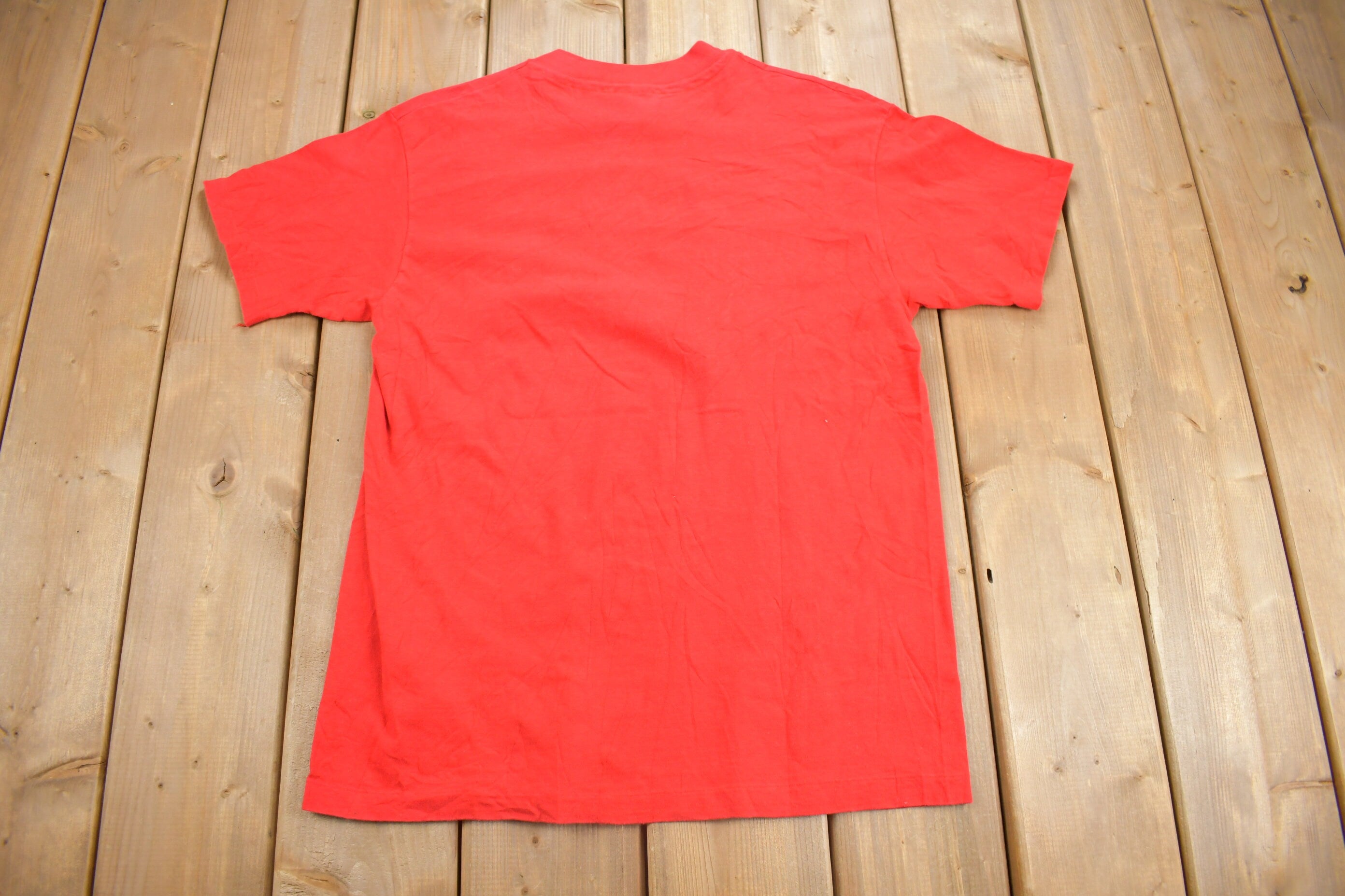 Vintage 1980s Alderbrook Vineyard & Winery Graphic T Shirt