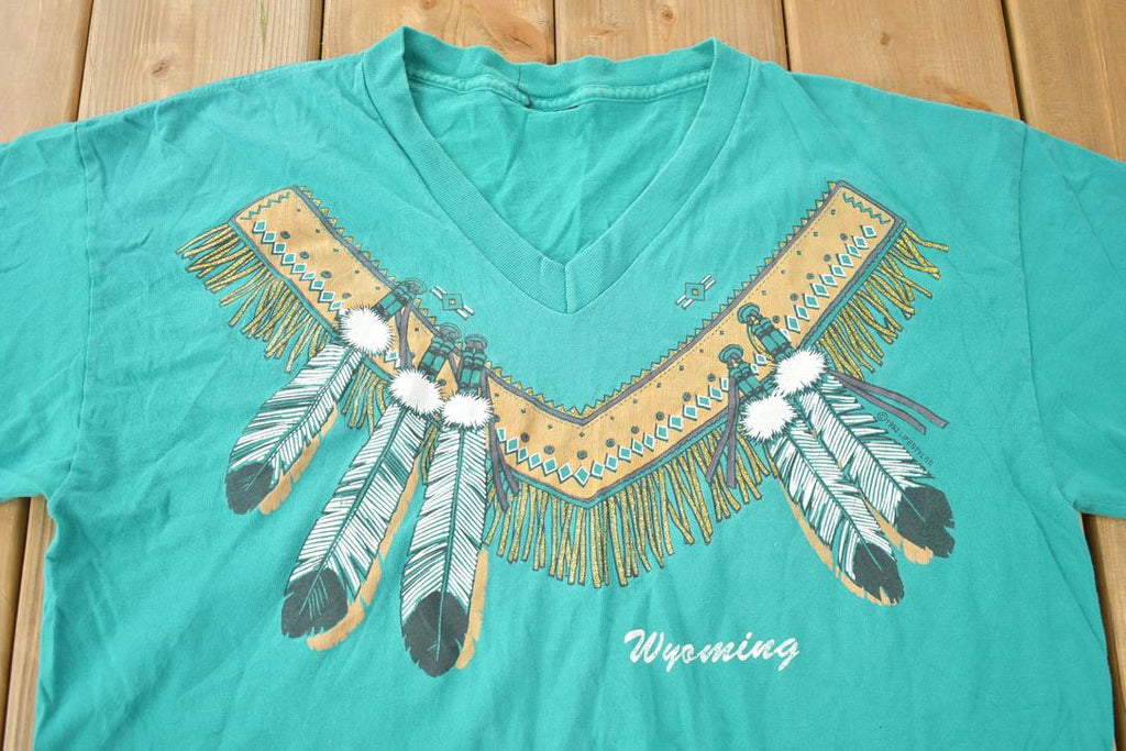 Vintage 1990s Wyoming Featrher Graphic Single Stitch Souvenir Shirt Made In USA