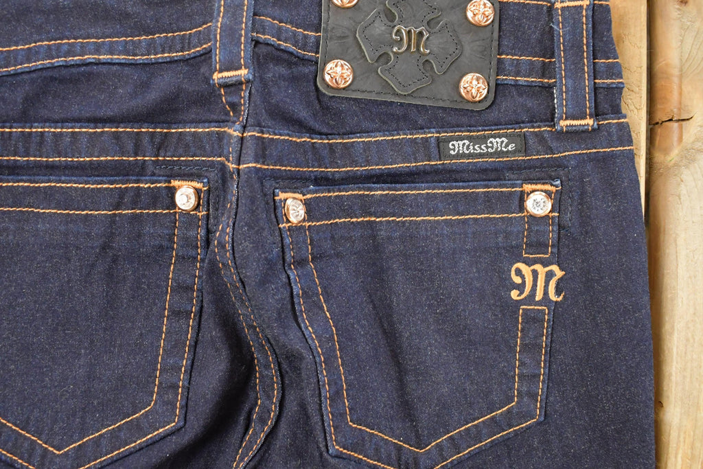 Vintage Deadstock Y2K Miss Me Bedazzled Low Rise Jeans Women's Size 26x31 / Boot Cut Jeans / 2000's Embroidered Contrast Stitched Denim