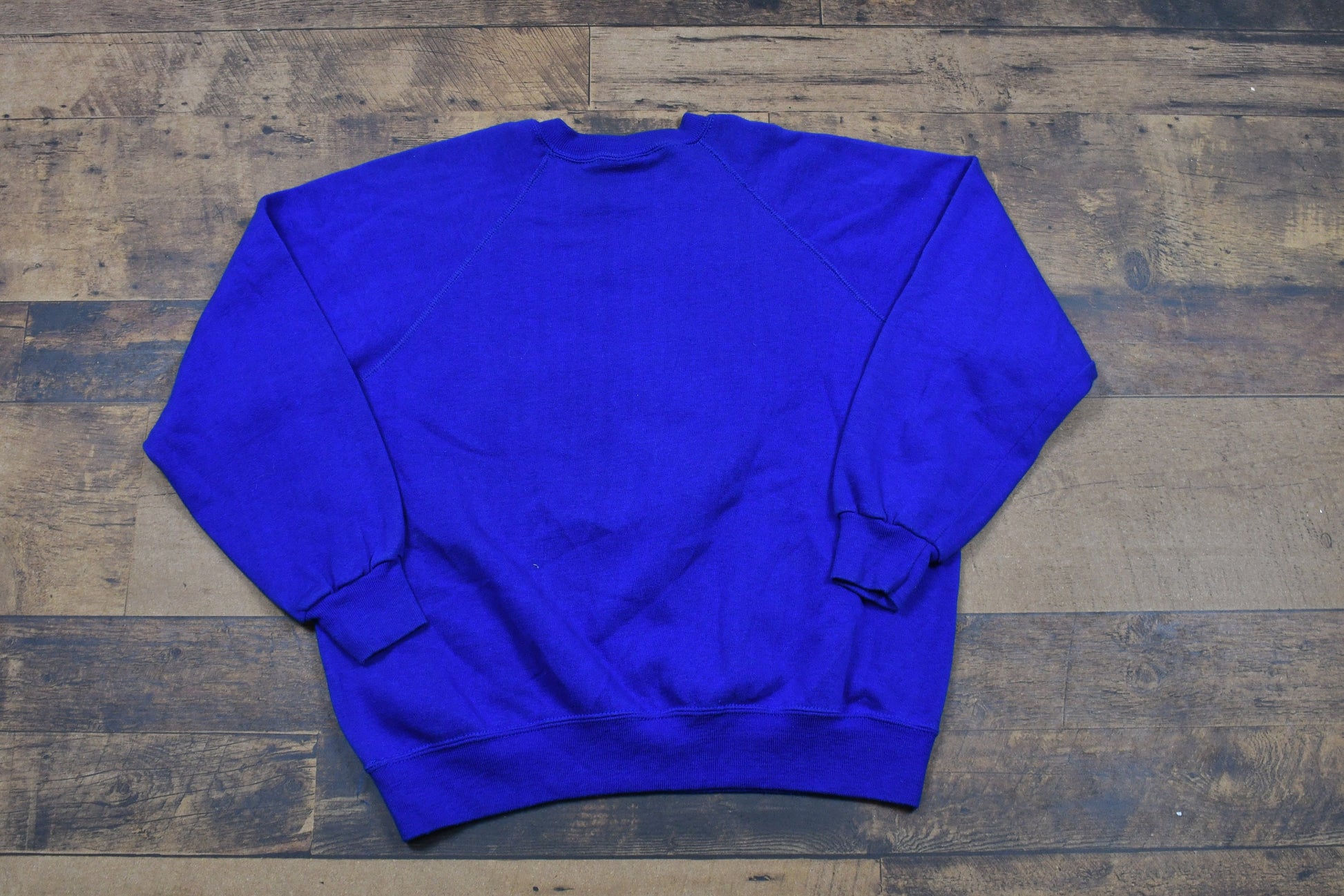 Vintage 1980s Viking Graphic Raglan Crewneck / Cartoon Character Sweatshirt / Made In USA / Pullover Sweatshirt / Streetwear