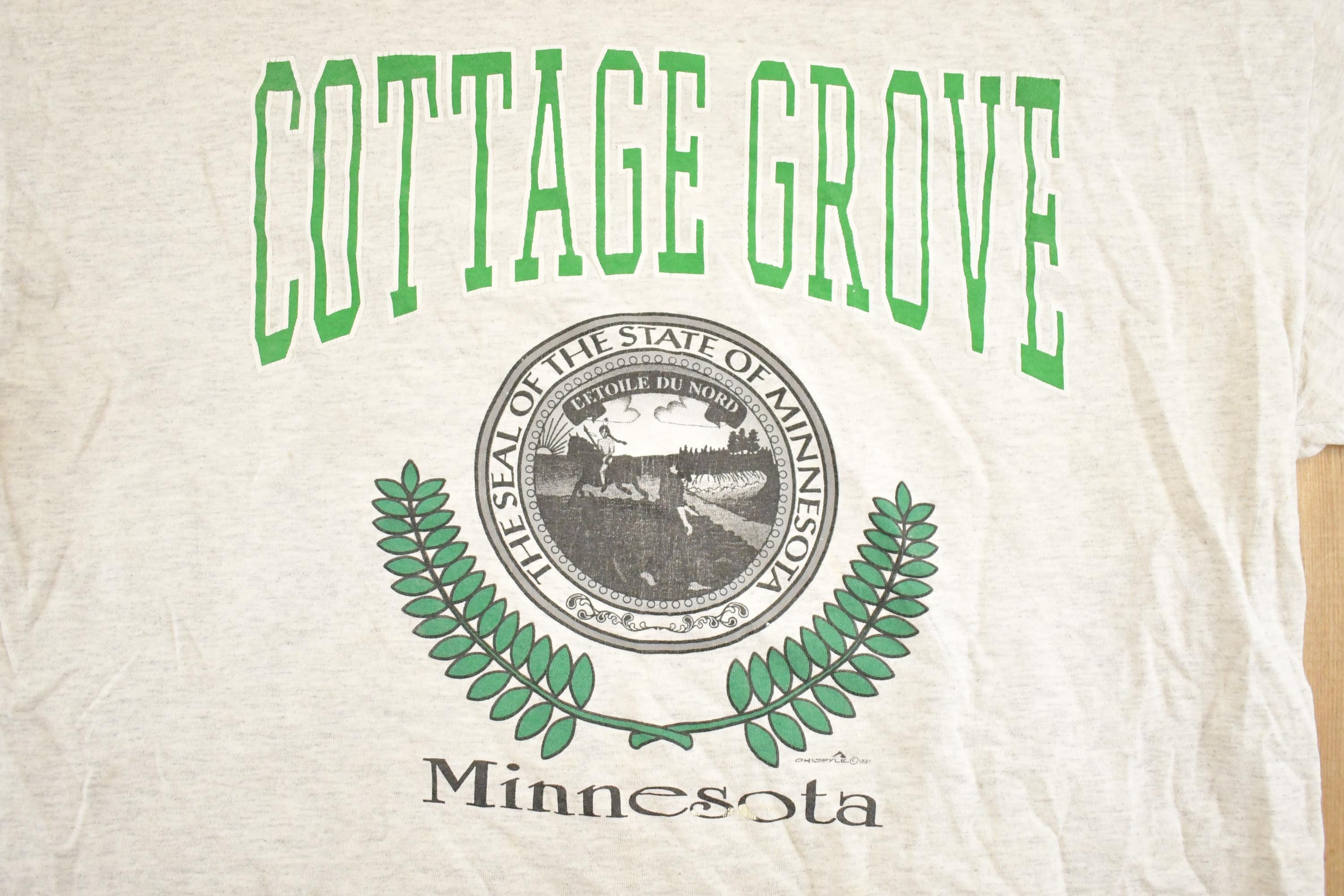 Vintage 1990's Cottage Grove Minnesota Souvenir Travel T-Shirt Mens L
