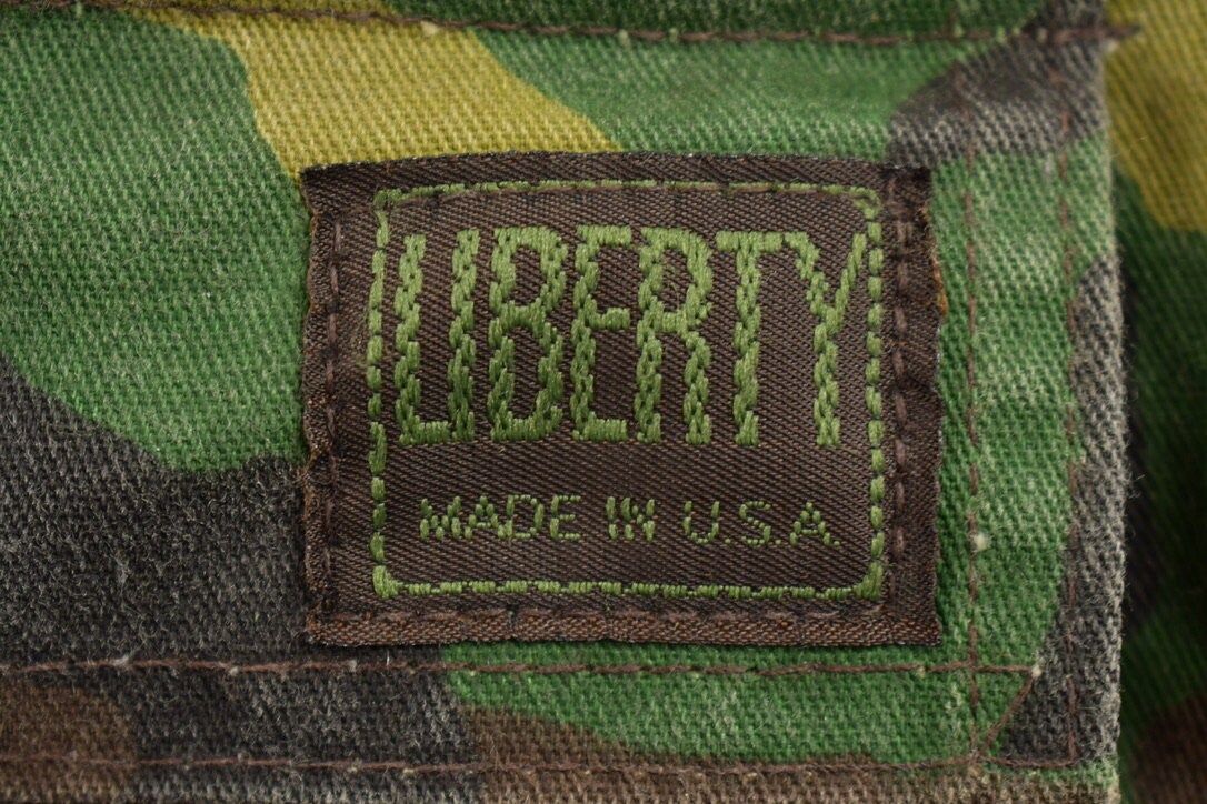 Vintage 1990s Liberty Woodland Camo Cargo Pants Size 32 - 34 x 32