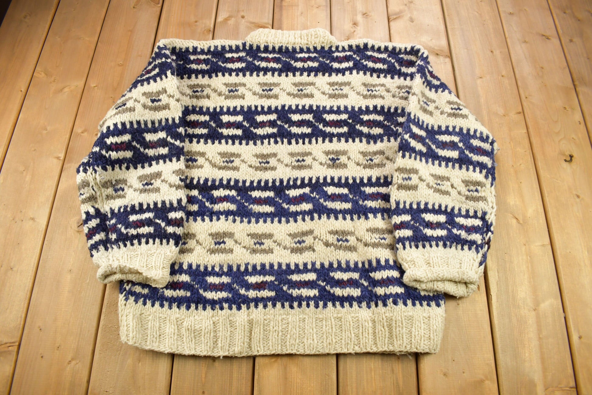 Vintage 1980s 100% Wool Knitted Striped Crewneck Sweater