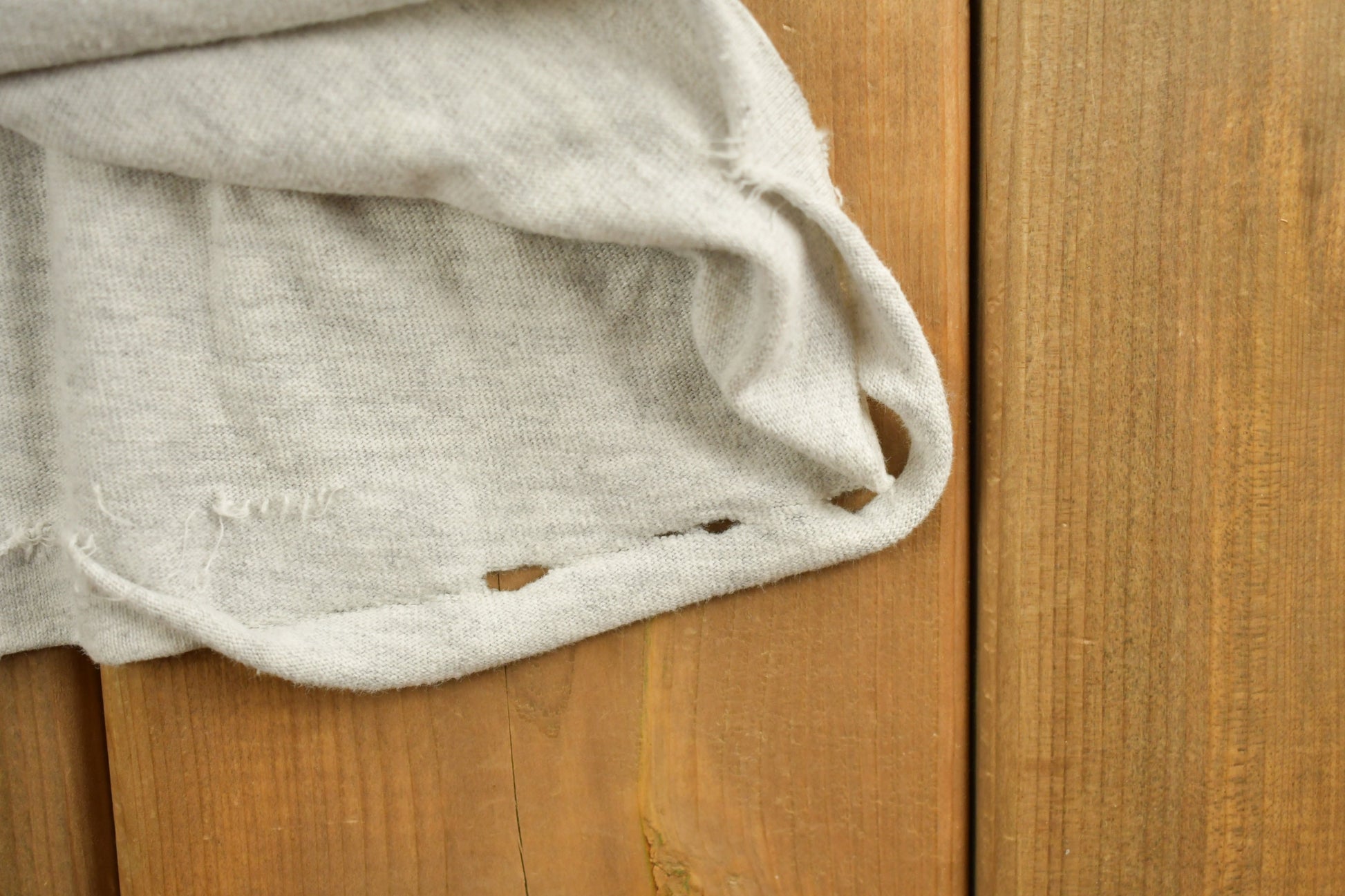 Vintage 1990s New World Editorial Movie Film Graphic T-Shirt