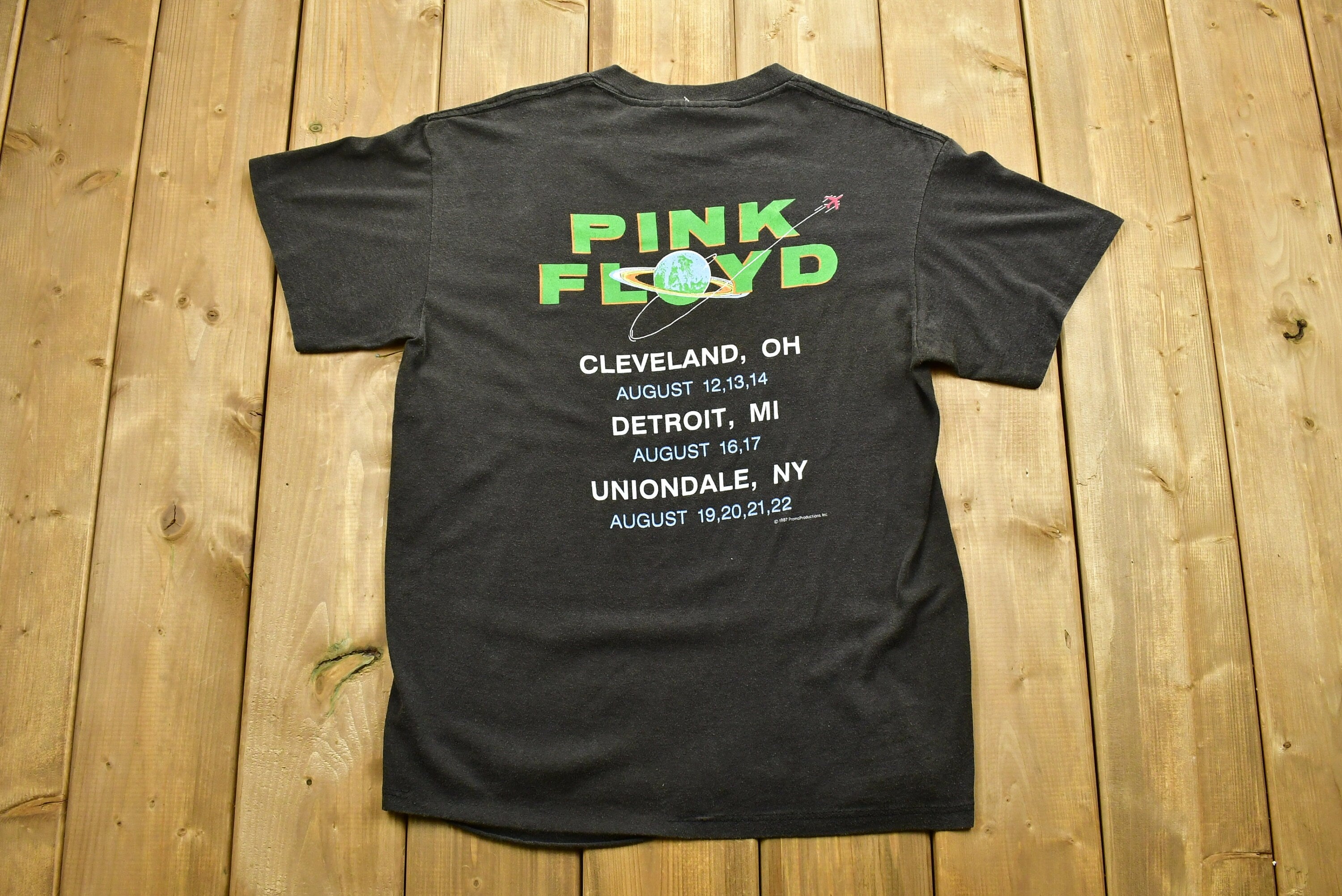 Vintage 1987 Pink Floyd Band Graphic