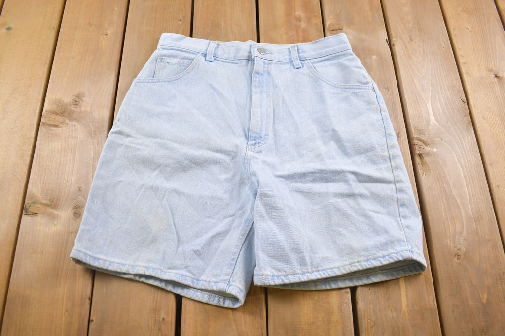 Vintage 1990s Lee Light Wash Jean Shorts 32 x 8