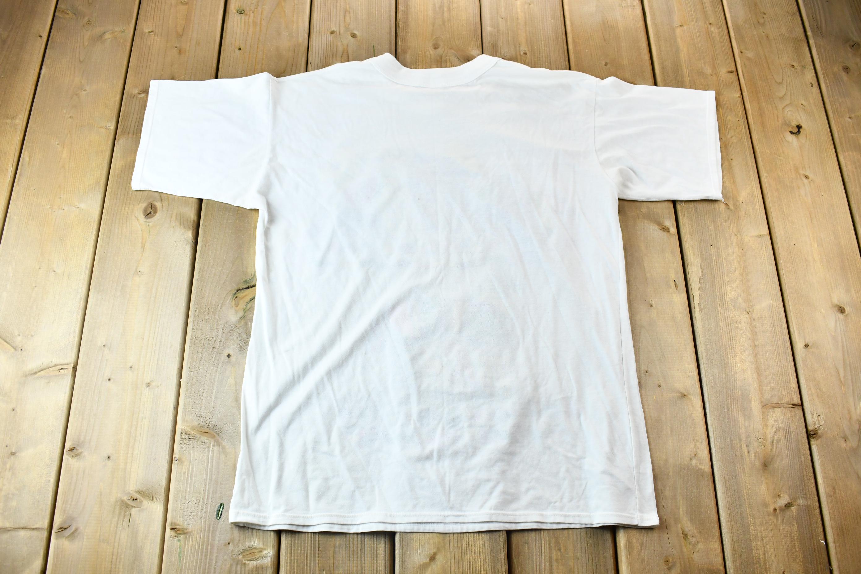 Vintage 1990s Colorful Piñata Donkey Design Graphic T-Shirt