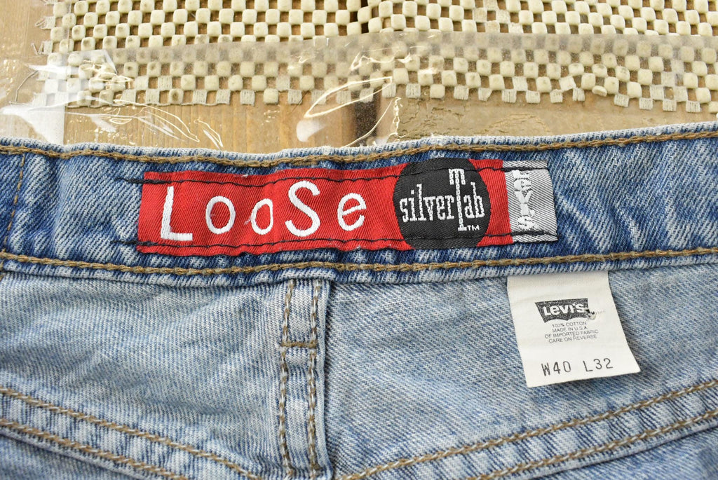 Vintage 1990s Levi Silver Tab Loose Wide Leg Denim Blue Jeans Men's 37 x 32 / 90s Silvertabs / Streetwear / Baggy Jeans / Made in USA