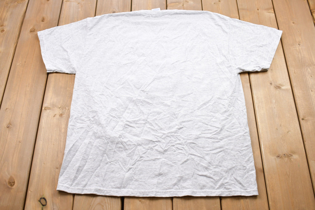 Vintage 1990s Cute Dog Graphic T-Shirt
