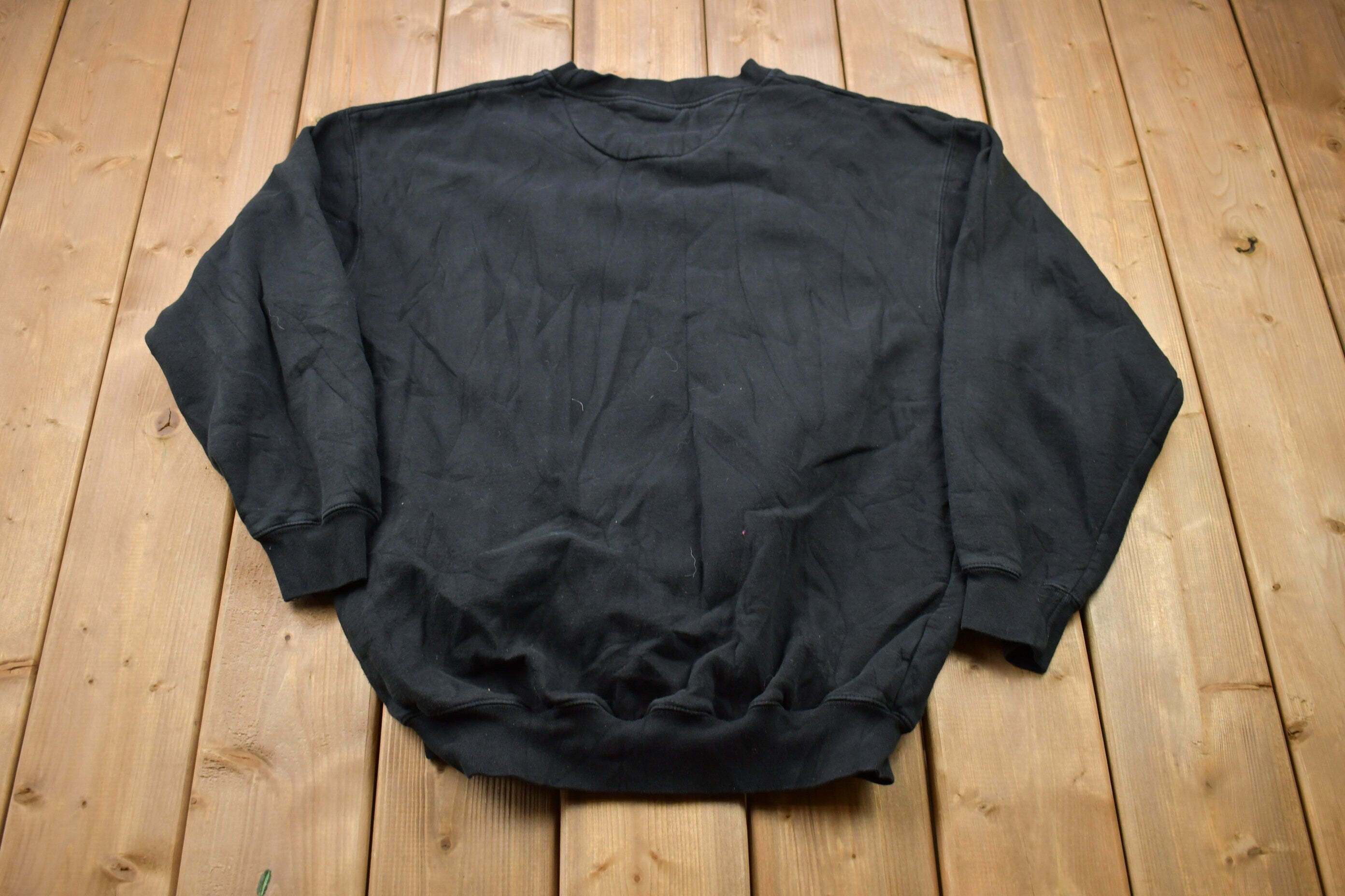 Vintage 1990s Lakewood School Embroidered Crewneck