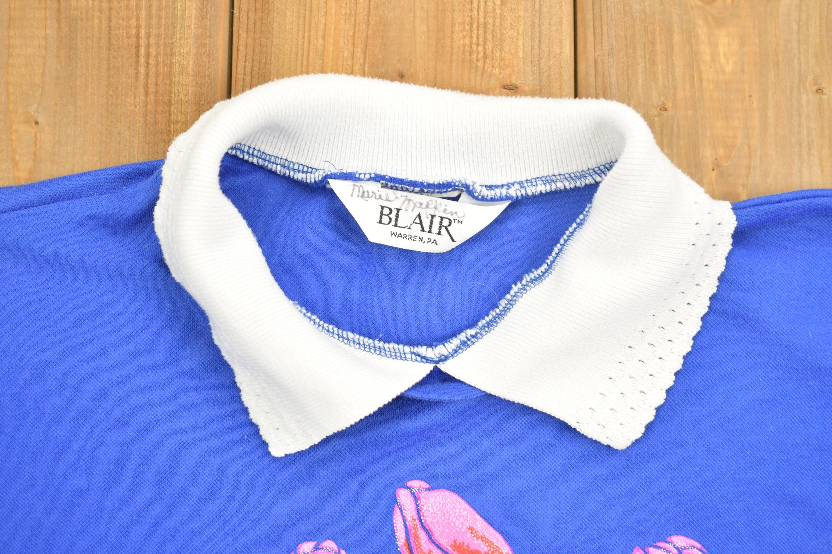 Vintage 1990s Cute Floral Crewneck