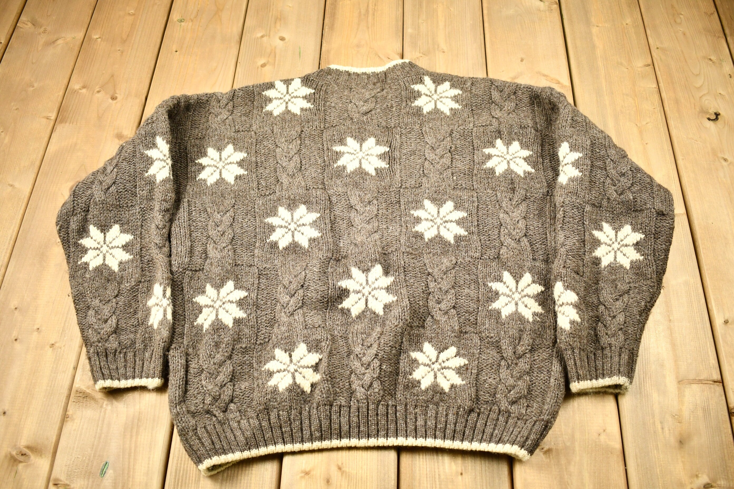 Vintage 1990s Pure Wool Cable Knitted Crewneck Sweater