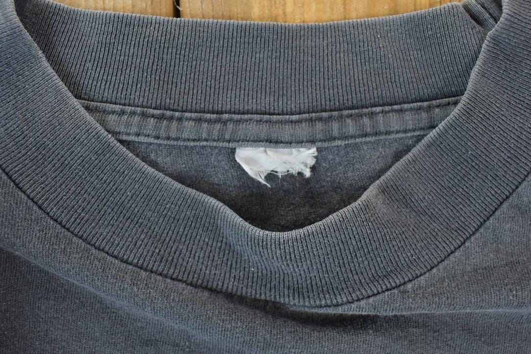 Vintage 1990s Abstract Pattern Church Pattern Crewneck Sweatshirt