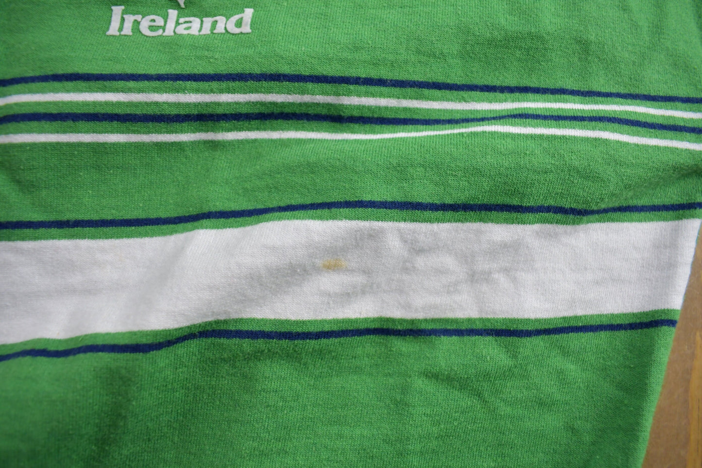 Vintage 1980s Ireland Crewneck Sweatshirt / 80s Crewneck / Souvenir / Streetwear / Travel And Tourism