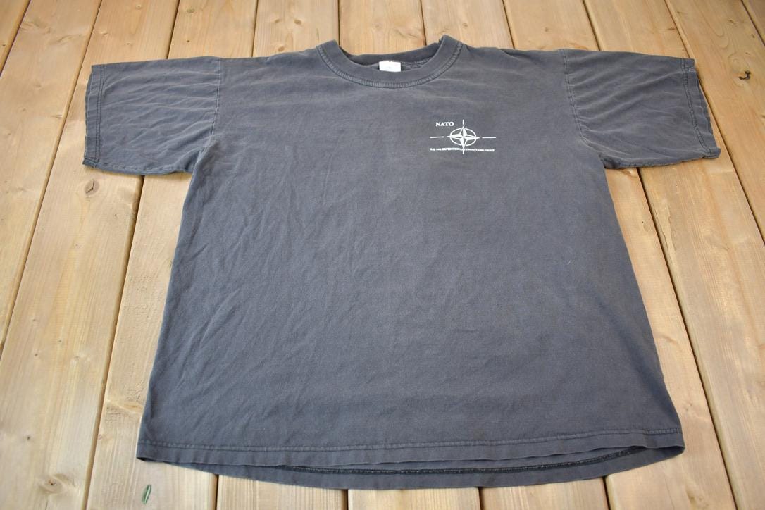 Vintage 1990s NATO Operation Joint Forge Istres France Graphic T-Shirt Size XL
