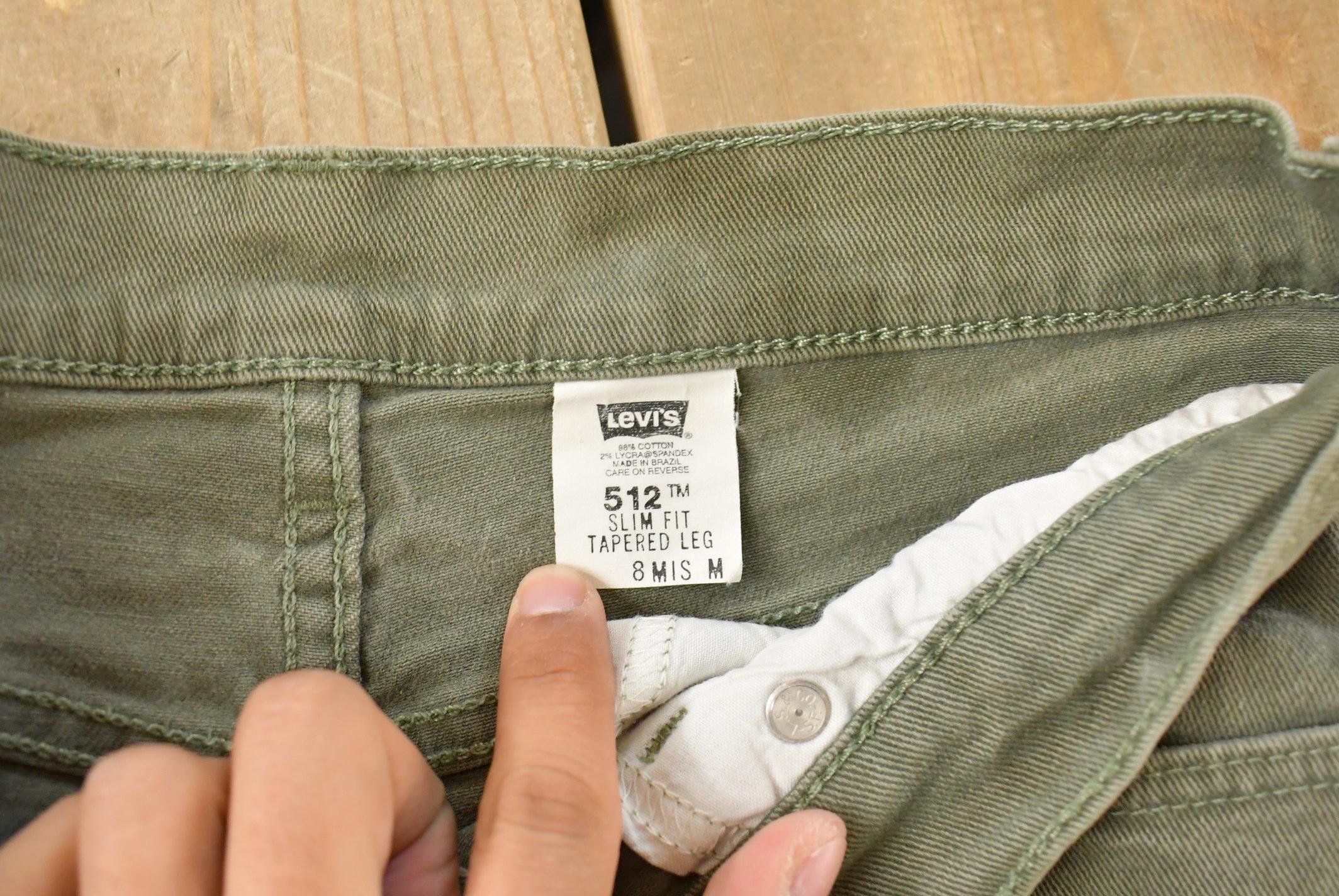 Vintage 1990s Levi's 512 Slim Tapered Denim Jeans Women's 28 x 29 / 90s Levi's / Distressed Sun Faded Jeans