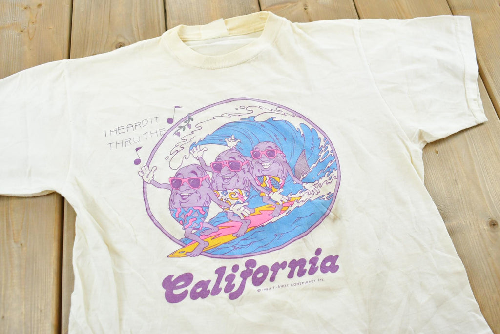 Vintage 1987 The California Raisins Surfing Single Stitch T-Shirt Made In USA Mens L