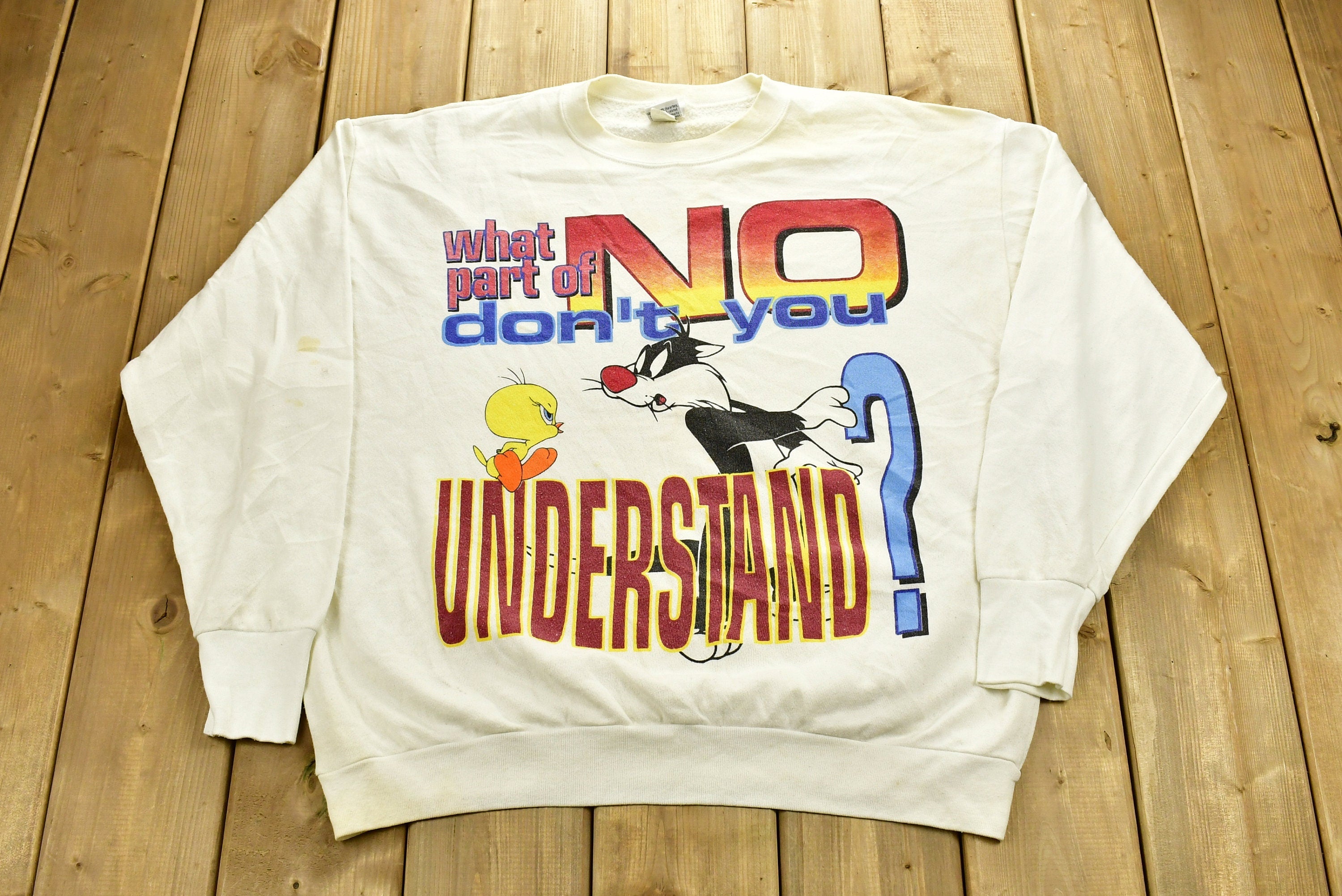 Vintage 1997 Looney Tunes Graphic Woman's Crewneck