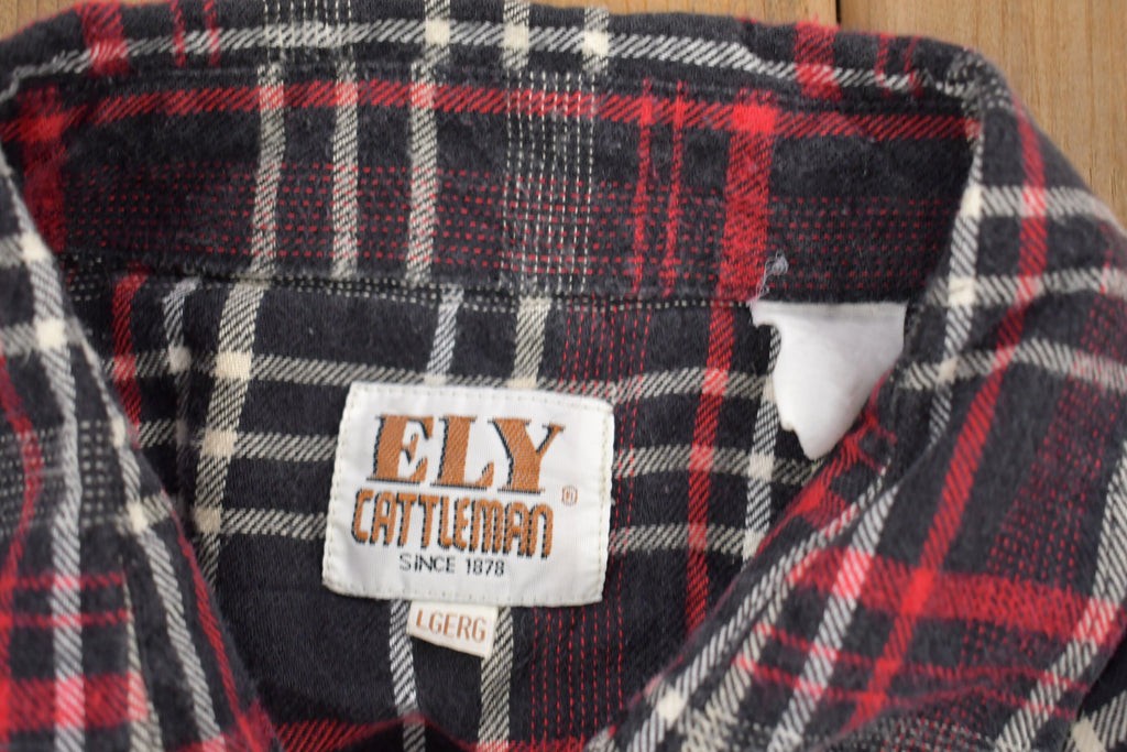 Vintage 1990s Ely Cattleman Plaid Button Up Shirt