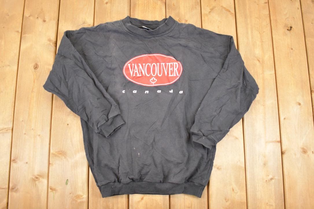 Vintage 1990s Vancouver Canada Graphic Print Crewneck Sweatshirt Mens S