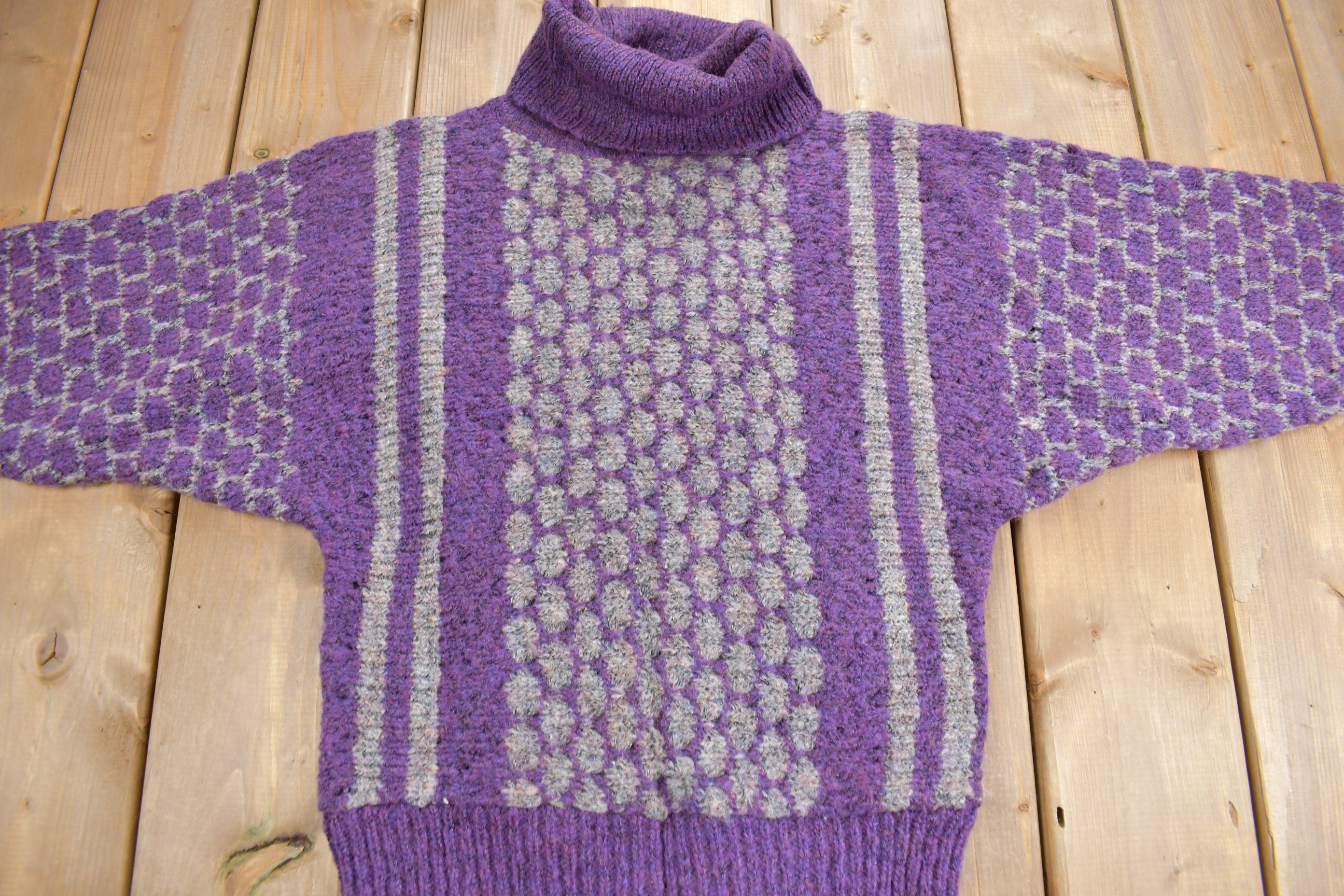 Vintage 1970s Knit Parade Purple Turtleneck Sweater /
