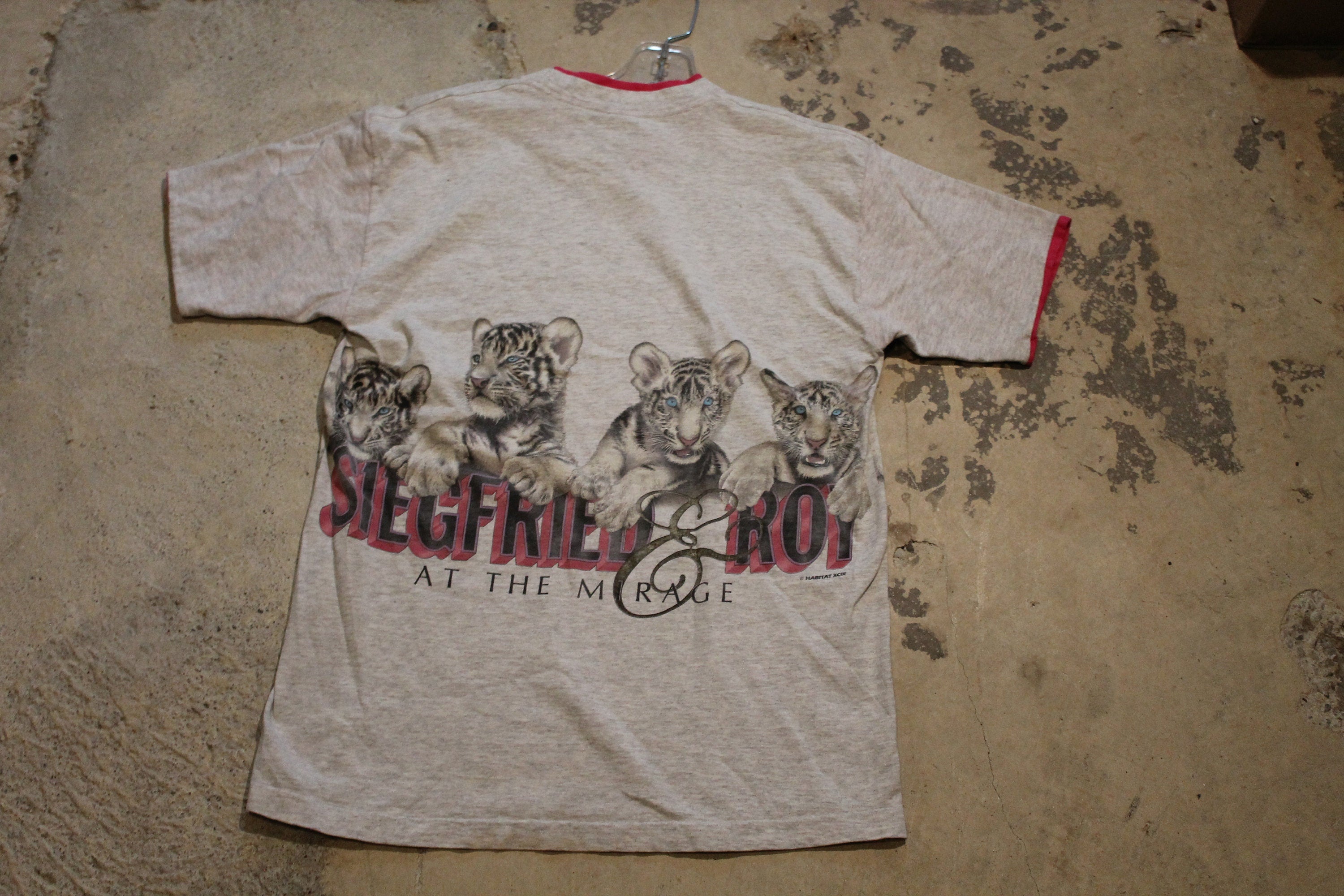 Vintage 1990s Siegfried & Roy At The Mirage Tiger Graphic T Shirt