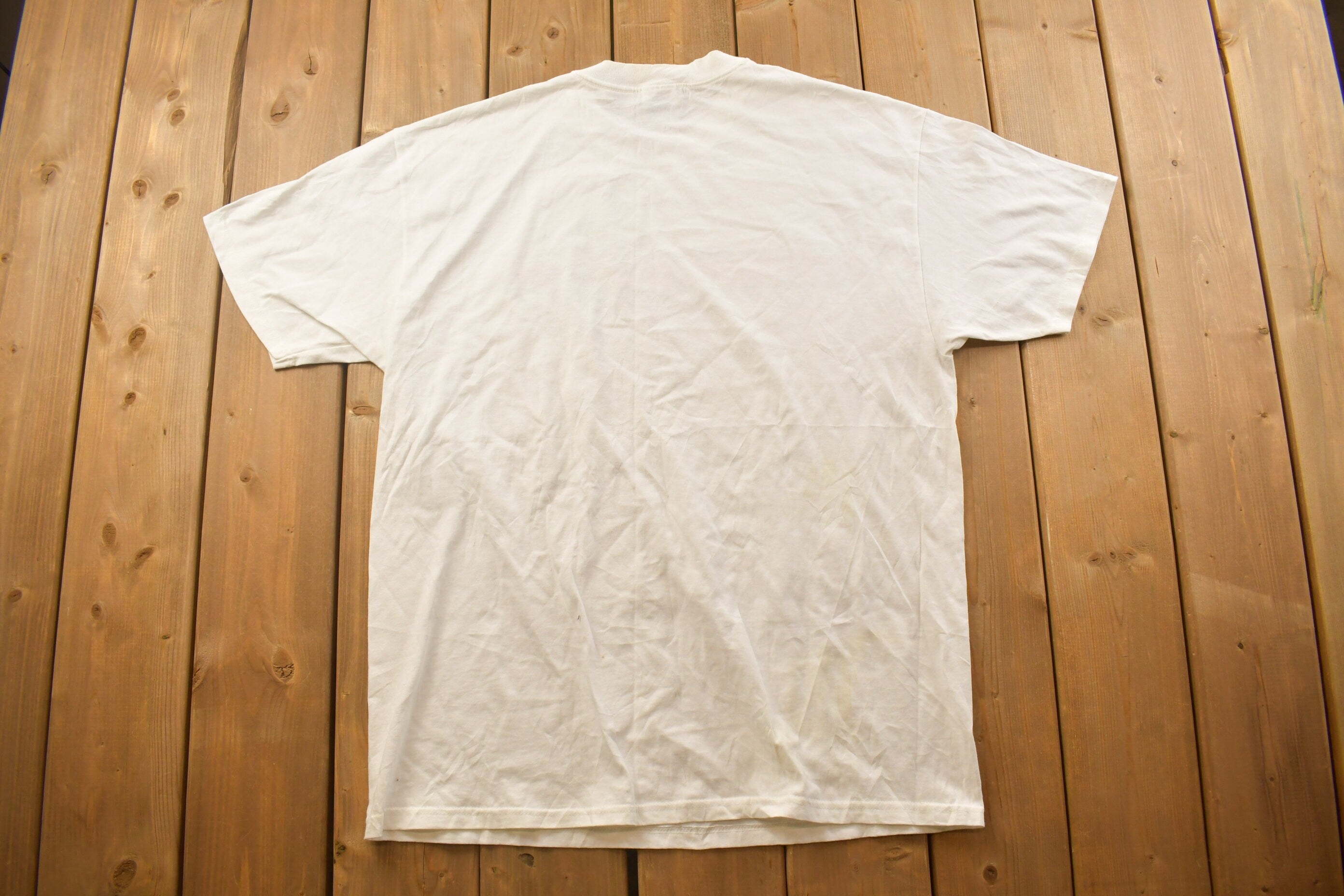 Vintage 1990s Canada Graphic T Shirt