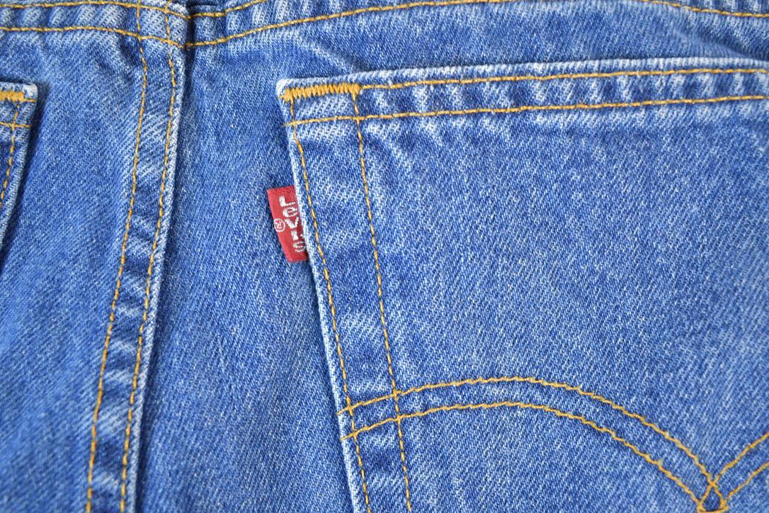 Vintage 1990s Levi Strauss Red Tab Denim Jeans Size 36 x 31 Made In USA
