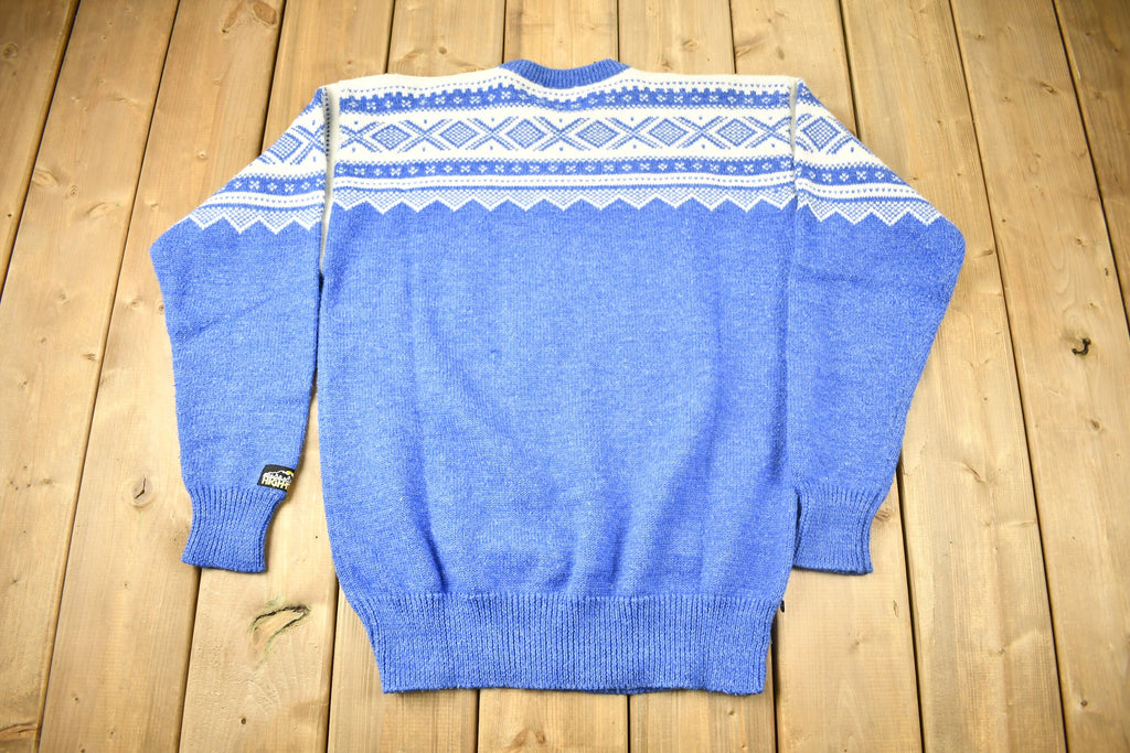 Vintage 1970s Nordic Knit Blue Snowflake Sweater Apres Ski
