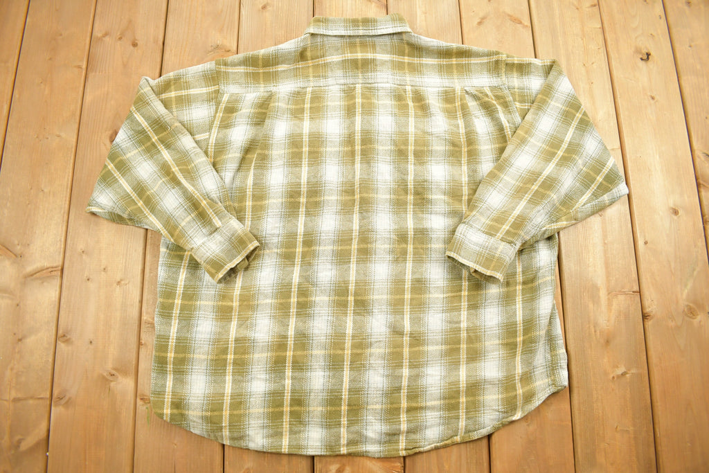 Vintage 1990s Casual Country Plaid Button Up Shirt