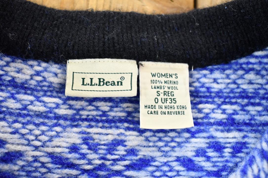 Vintage 1990s L.L. Bean Women's Merino Wool Knit Abstract Patterned Buttoned Sweater / Cozy Knit Sweater