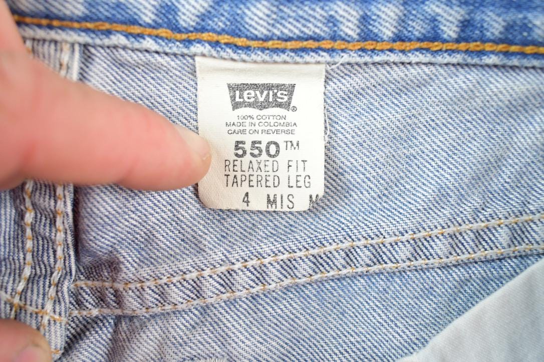 Vintage 1990s Levi Strauss Red Tab 550 Denim Jeans Size 26 x 28