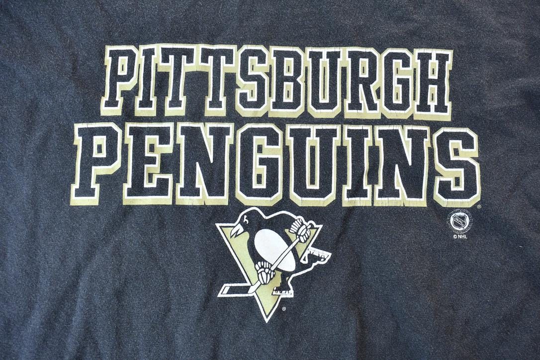Vintage 1990s Pittsburgh Penguins NHL Hockey Long Sleeve Graphic T-Shirt