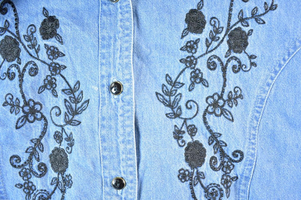 Vintage 1990s Bill Blass Velour Collar Denim Embroidered Floral Button Up Shirt Mens M