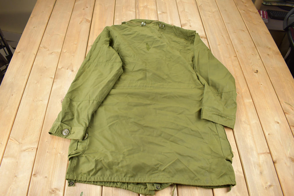 Vintage 1980s Canadian Military Button Up Army Jacket