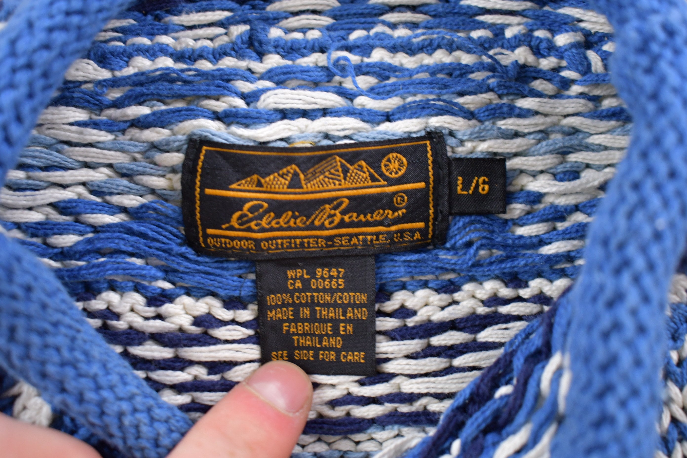 Vintage 1990s Eddie Bauer All Over Print Knitted Sweater