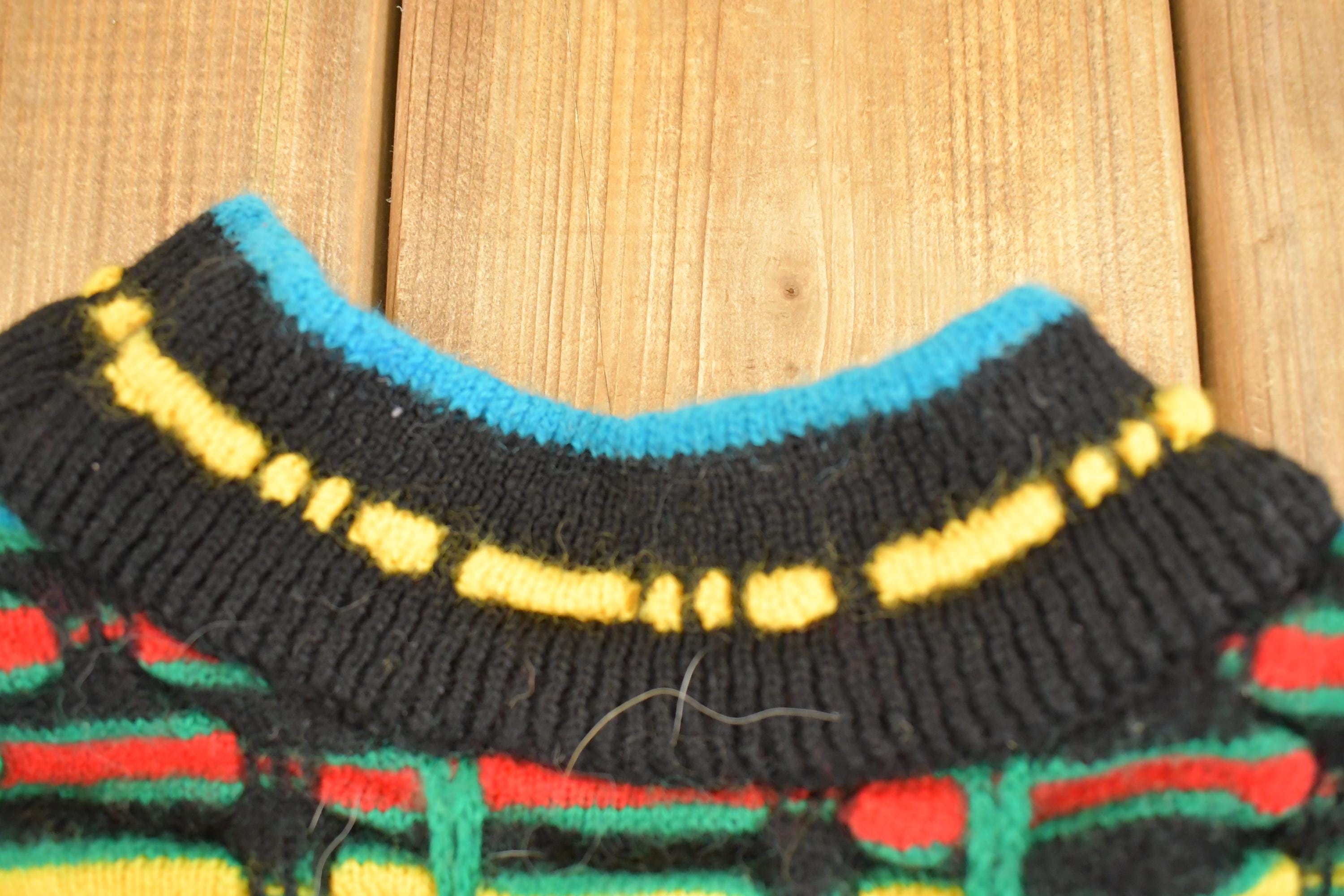 Vintage 1990s Coogi Australia Wool Knit Crewneck Sweater Women's M /