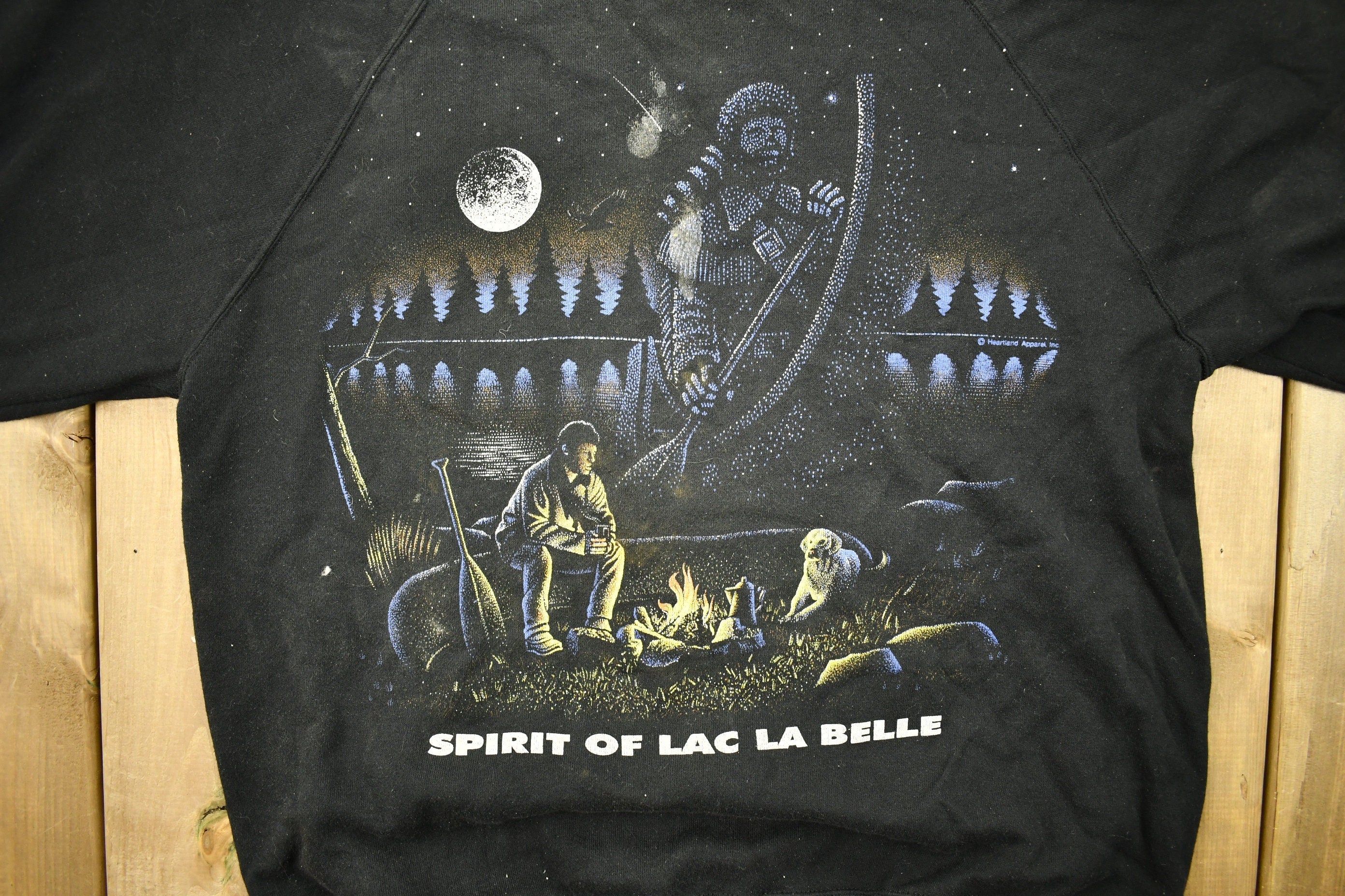 Vintage 1980s Spirit Of Lac La Belle Raglan Crewneck