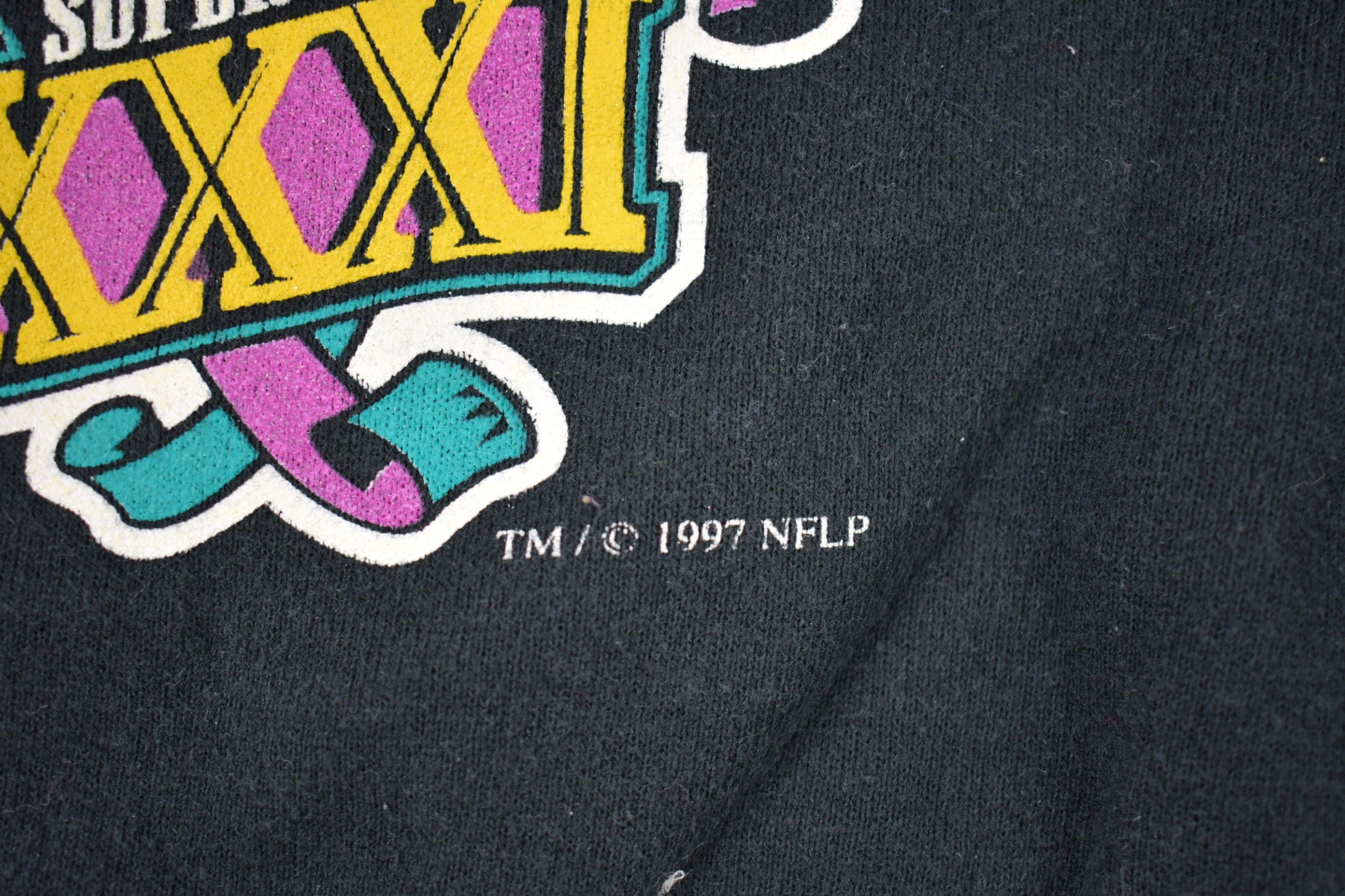 Vintage 1997 Green Bay Packers NFL Made In USA Graphic Crewneck Sweatshirt