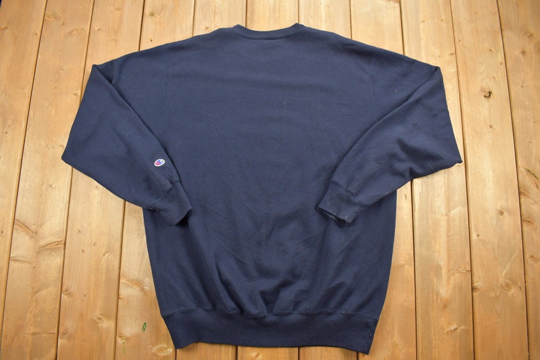 Vintage 1990s Wildcats Colligate Athletic Crewneck Sweatshirt