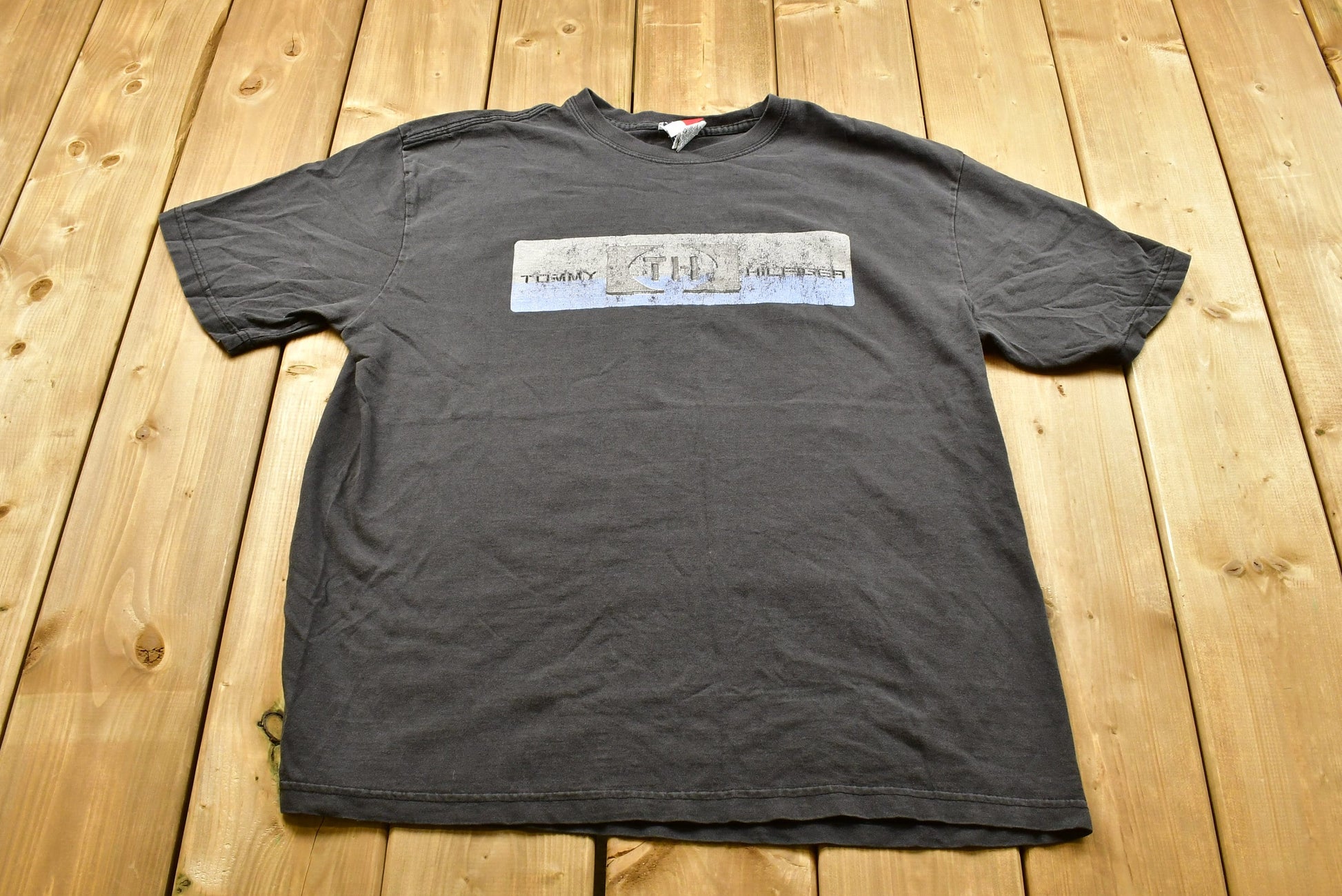 Vintage 1990s Tommy Hilfiger Logo T-Shirt