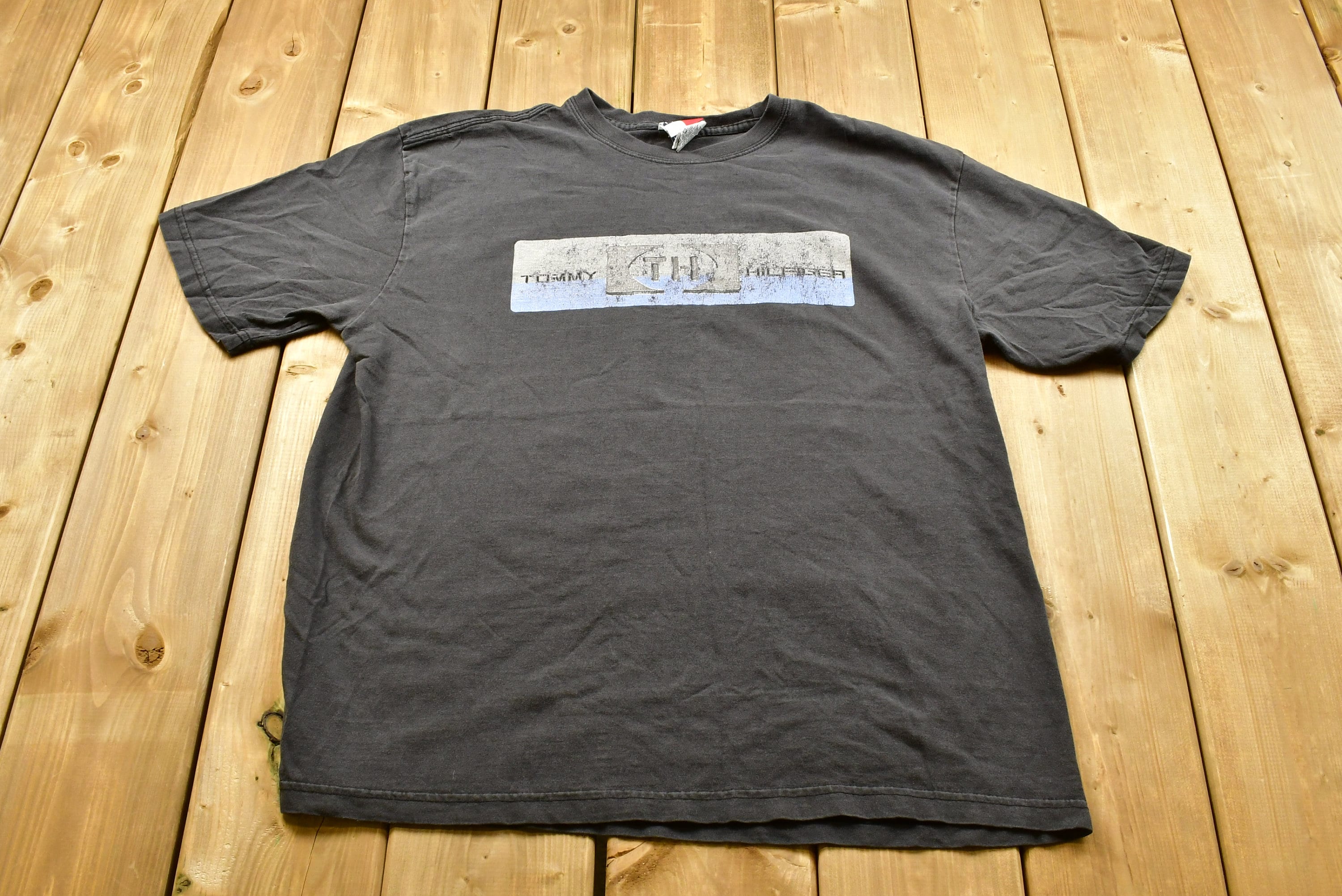 Vintage 1990s Tommy Hilfiger Logo T-Shirt