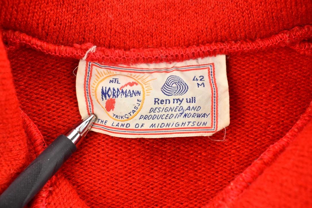 Vintage 1990s Norman 100% Virgin Wool Knit Red Full Zip Up Sweater