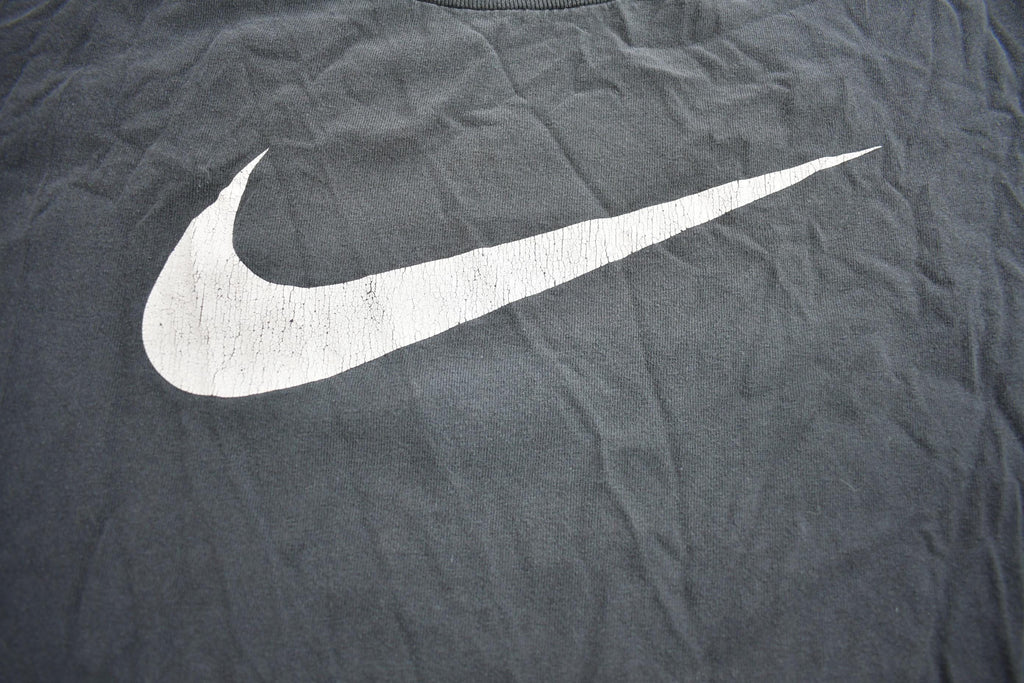 Vintage 2000s Nike Big Swoosh Graphic T-Shirt