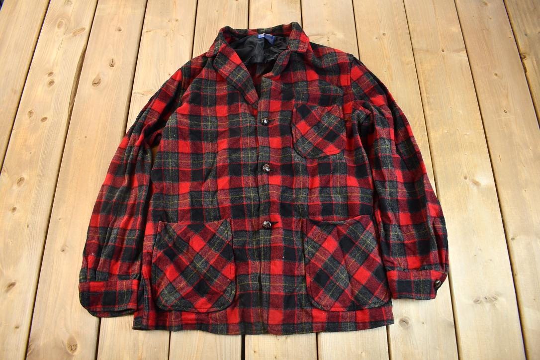 Vintage 1960s Pendleton Plaid Button Up Tartan Coat /