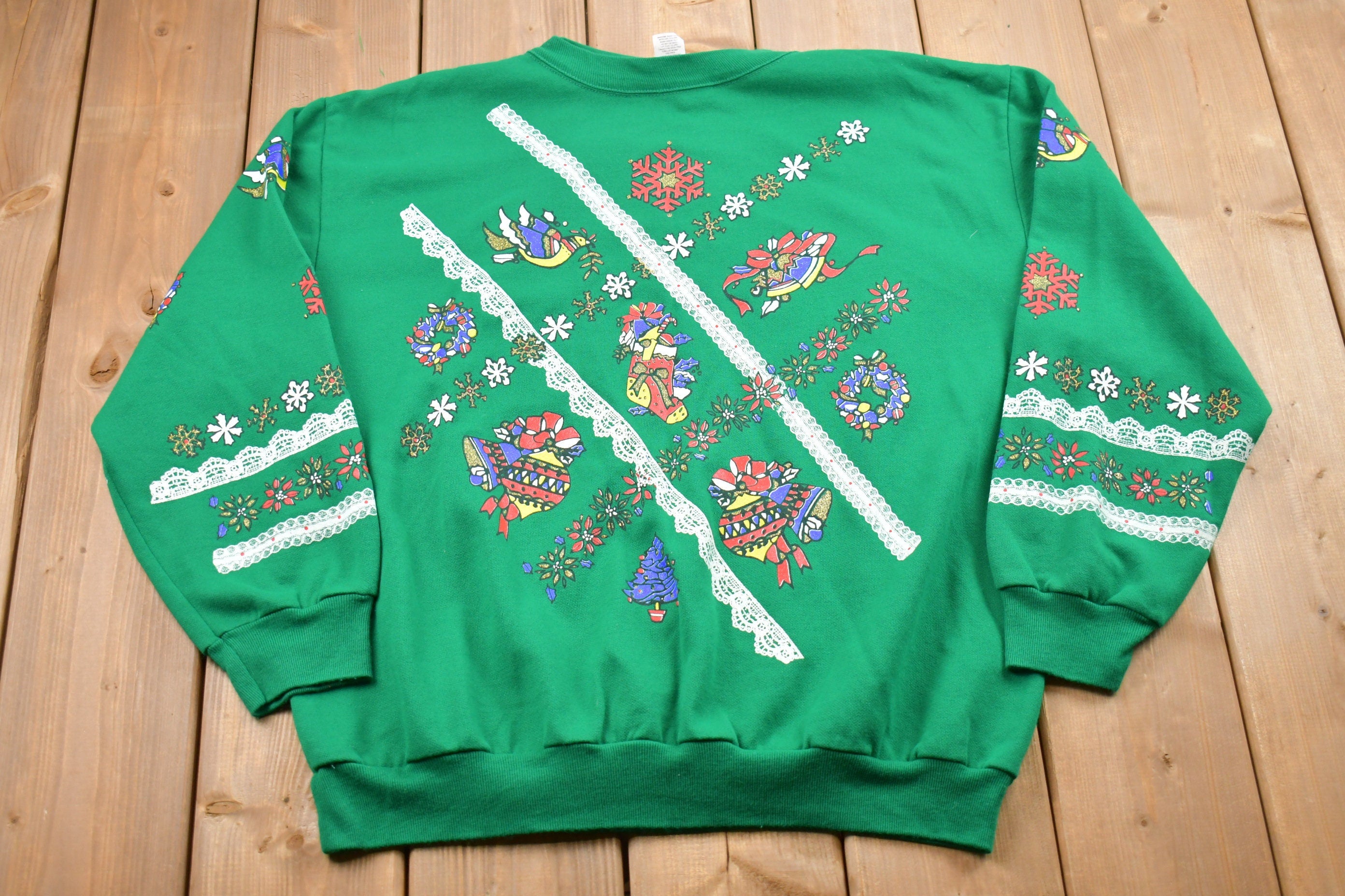 Vintage 1990s Main St. Christmas Graphic Crewneck , Christmas Pattern Print , Vintage Holiday Sweatshirt , Athletic Pullover , Made In USA
