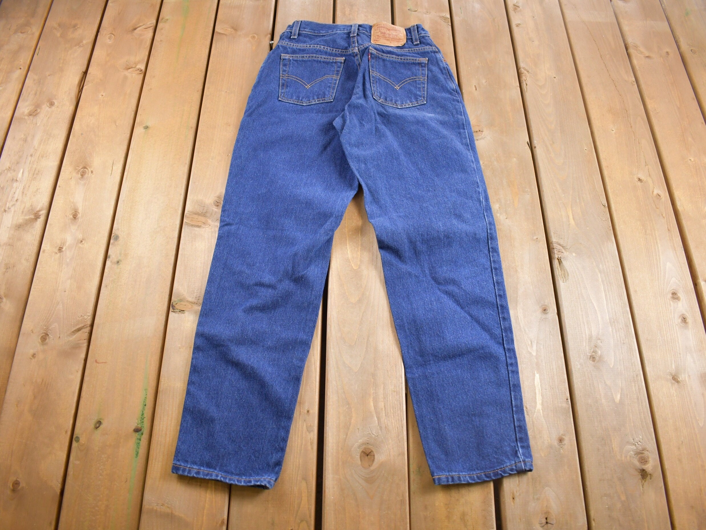 Vintage 1990s Levi's 550 Indigo Jeans Size 28 x 30