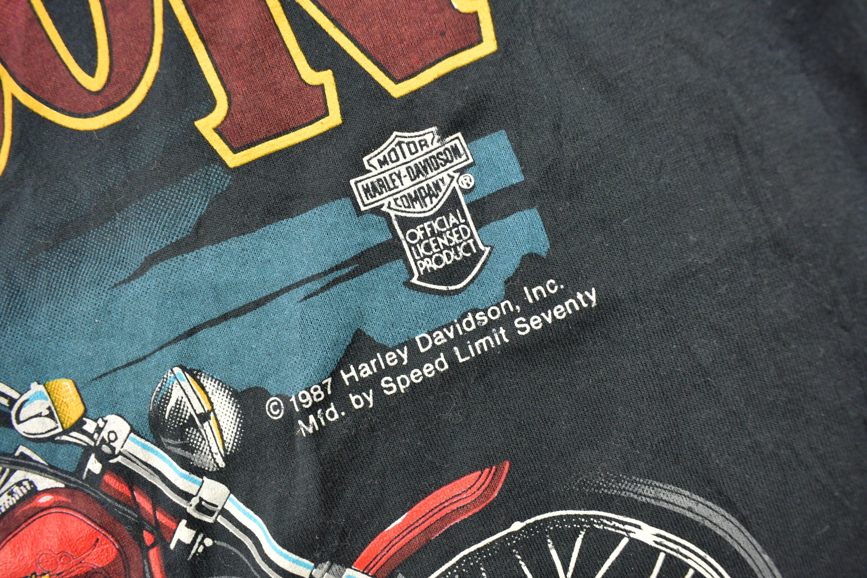 Vintage 1987 Harley Davidson Softail Graphic 3D Emblem T-Shirt